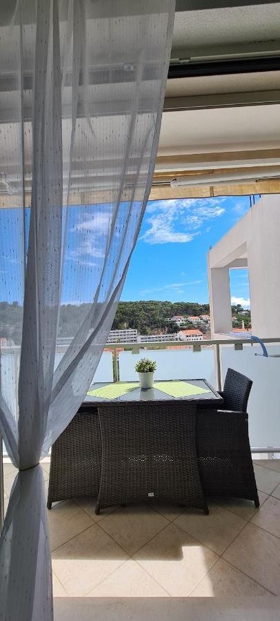 Apartments Antonia Hvar Town Exterior photo