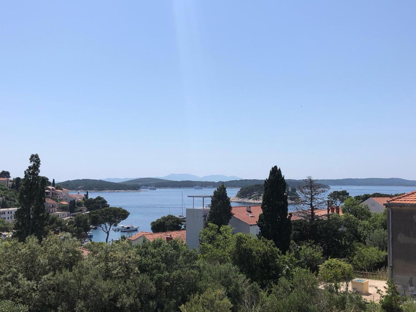 Apartments Antonia Hvar Town Exterior photo